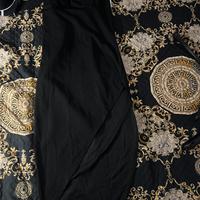 Vestito  con spacco laterale