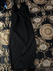 Vestito  con spacco laterale