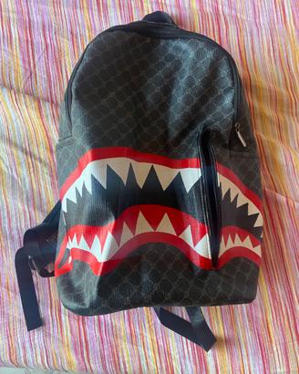 Zaino con sorriso