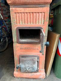 Stufa a legna secolo scorso