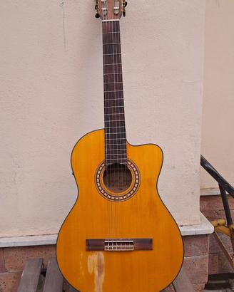 Chitarra classica elettrificata Angel Lopez 