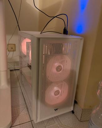 PC Gaming Ultra -Ryzen 7 7700-RX 7800 XT-32GB RAM