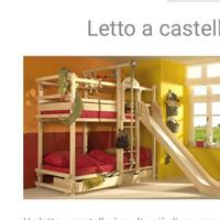Letto a castello con scivolo e altalena