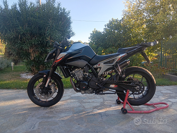 Ktm duke 790