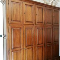 Armadio in noce nazionale