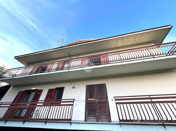 VILLA SINGOLA A AIELLO DEL SABATO