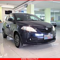 LANCIA Ypsilon 1.0 Firefly Hybrid Eco Chic