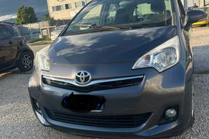 Yaris verso S