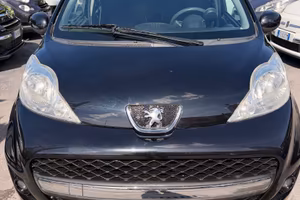 Peugeot 107 1.0 68CV 5p. Sweet Years 100.000 KM CE