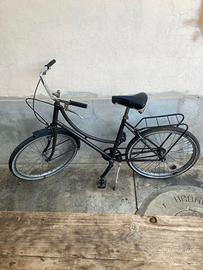 Bicicletta da passeggio vintage marrone