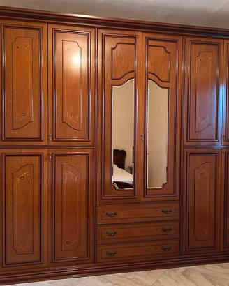stanza da letto in legno completa 