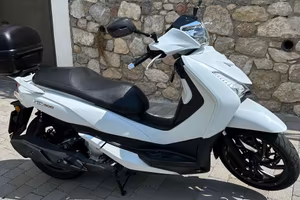 Sym hd 300