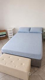 armadio e letto 