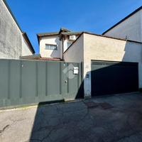 PORZIONE DI TRIFAMILIARE A CASTELLEONE