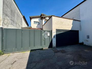 PORZIONE DI TRIFAMILIARE A CASTELLEONE