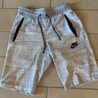 pantaloncini Nike