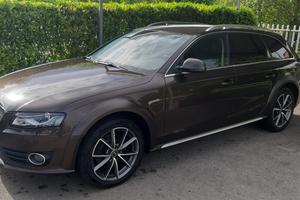 Audi a4 allroad 2011