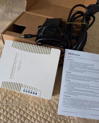 MikroTik RB260GSP Switch 5 Gigabit 4 PoE SFP SwOS