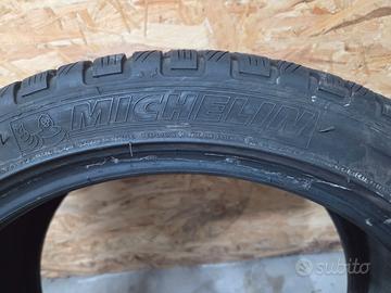 Michelin Pilot 225/40 R18