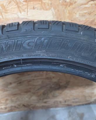 Michelin Pilot 225/40 R18