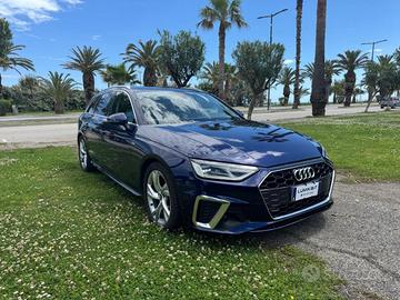 AUDI A4 Avant 35 TDI/163 CV S tronic S line edit