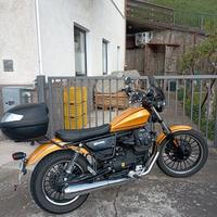 Moto Guzzi V9 - 2016