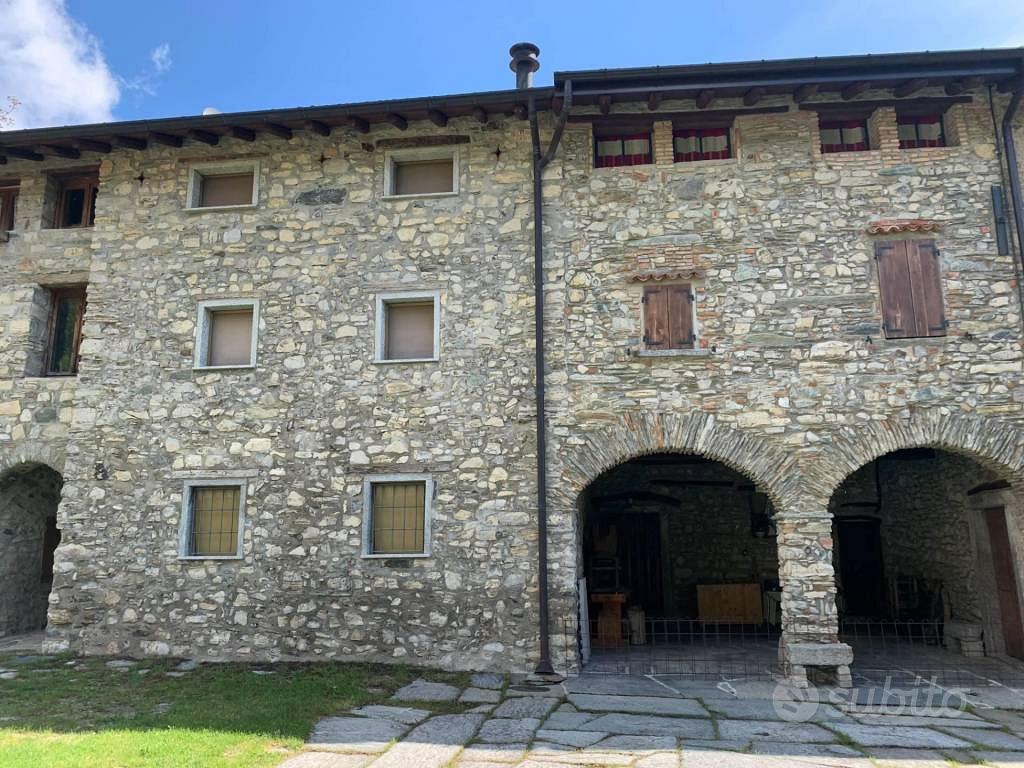 Rustico / Casale di 150 m² con 3 locali a Valbrona - Vista 3