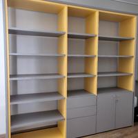 libreria pari al nuovo 