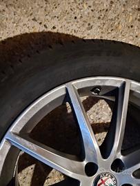 Pneumatici Alfa Romeo 