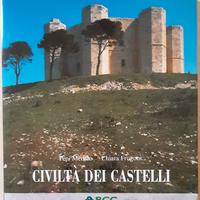 Libro Civiltà dei castelli. 