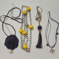 LOTTO DI 4 COLLANE  DI CUI 3 LUNGHE