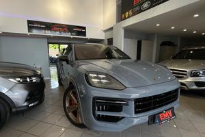 Porsche Cayenne 4.0 V8 Turbo E-Hybrid turbo 740cv
