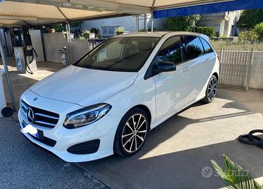 Mercedes B 200 D Sport 2.2 136CV