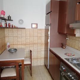 Cucina con mobili componibili usata pochissimo
