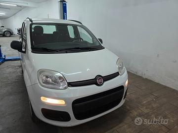 Fiat Panda 0.9 TwinAir Turbo Natural Power Lounge