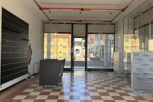 NEGOZIO A VILLAFRANCA DI VERONA