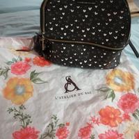 Borsa zainetto a tracolla e sciarpa abbinata