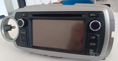 Toyota Yaris Radio Navigatore Media Controller 