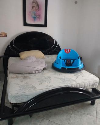 Stanza da letto matrimoniale