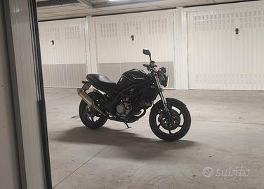 Cagiva Raptor 650 – 2001 – 39.000 km – 53 kW