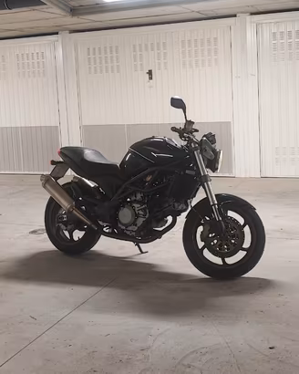 Cagiva Raptor 650 – 2001 – 39.000 km – 53 kW