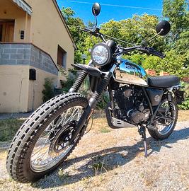 Brixton CX 125 anno 2021, 3900 km