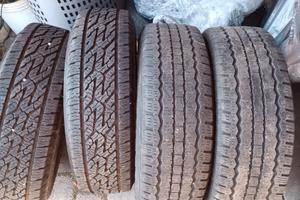 gomme e cerchi in lega