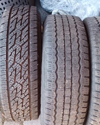 gomme e cerchi in lega