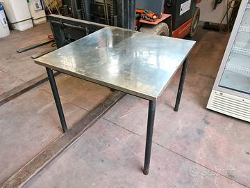 tavolo da lavoro con piano inox rimovibile usato