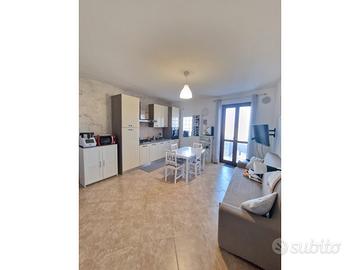 Tor Vergata - trilocale ristrutturato