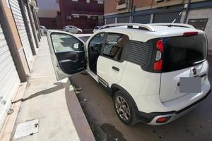 fiat panda allestimento cross 