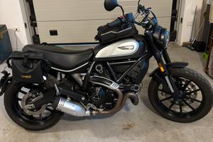 Ducati Scrambler Icon Dark