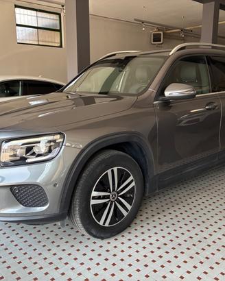 Mercedes GLB 180d Sedili in pelle