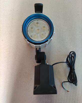 Lampada faretto led 24V 12W per macchinario.